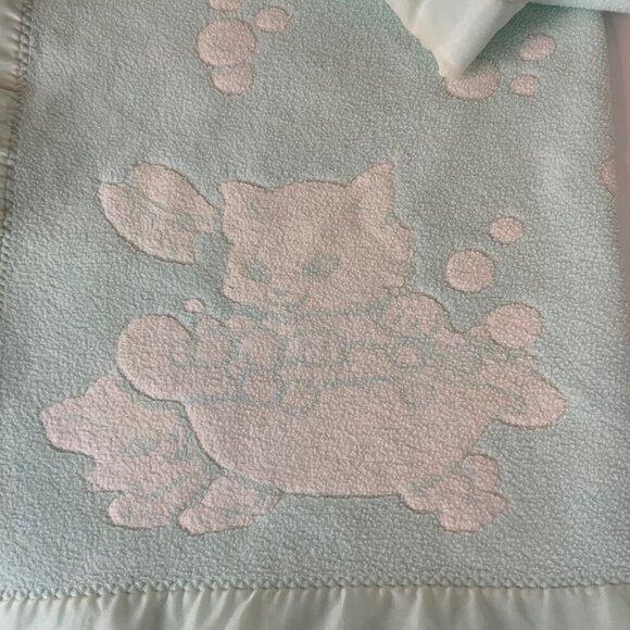 Vintage Baby Blanket With Satin Trim Kittens Bathing Design 34x44 Blue White - Picture 5 of 9